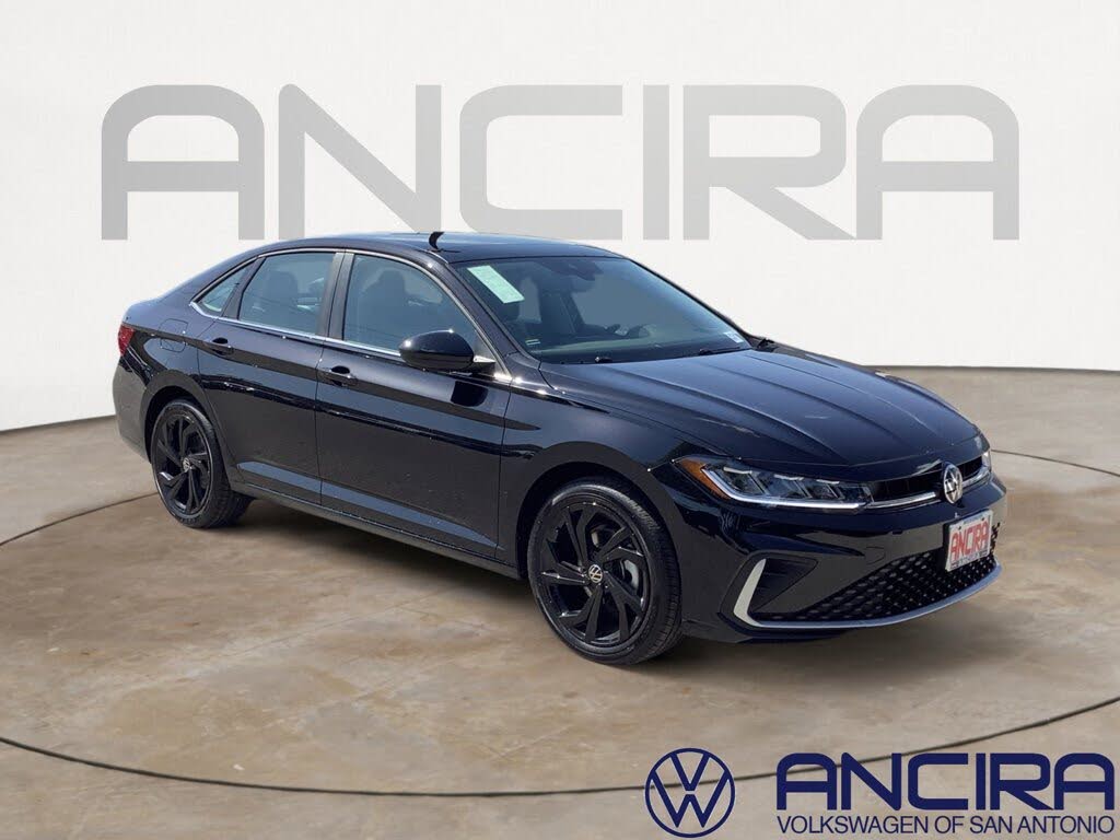 2025 Volkswagen Jetta SE FWD