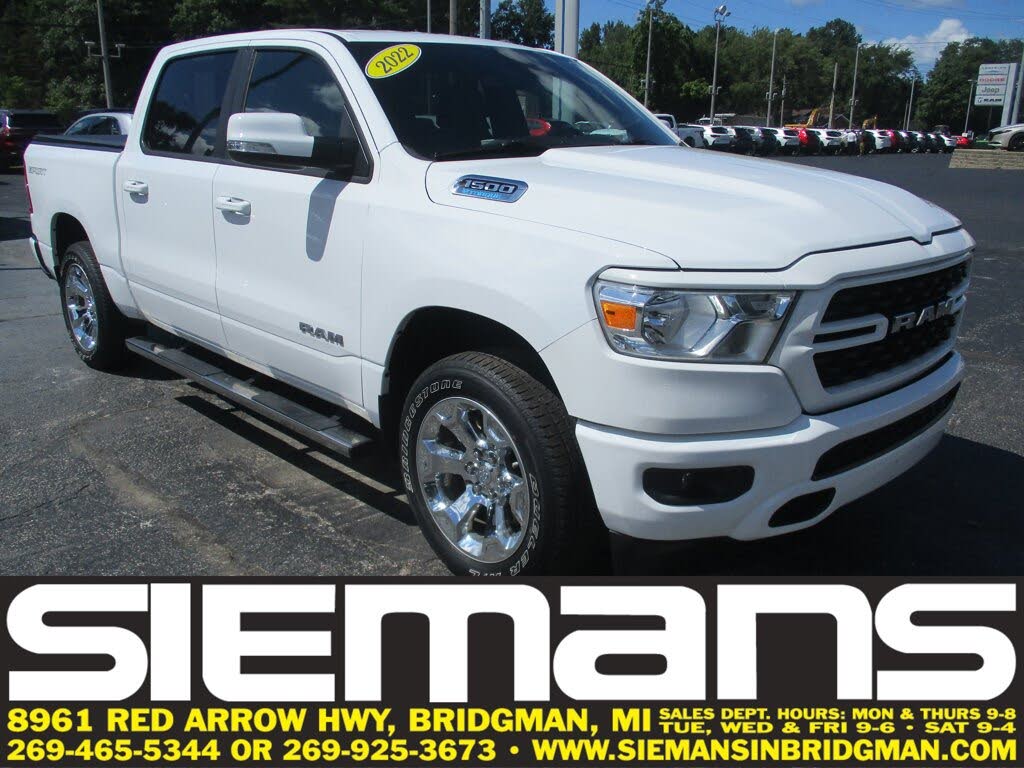 2022 RAM 1500 Big Horn Crew Cab 4WD