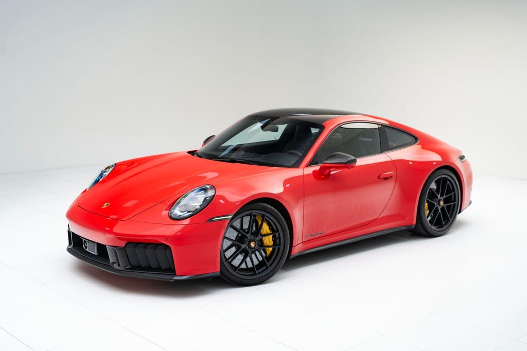 2025 Porsche 911 Carrera GTS Coupe RWD