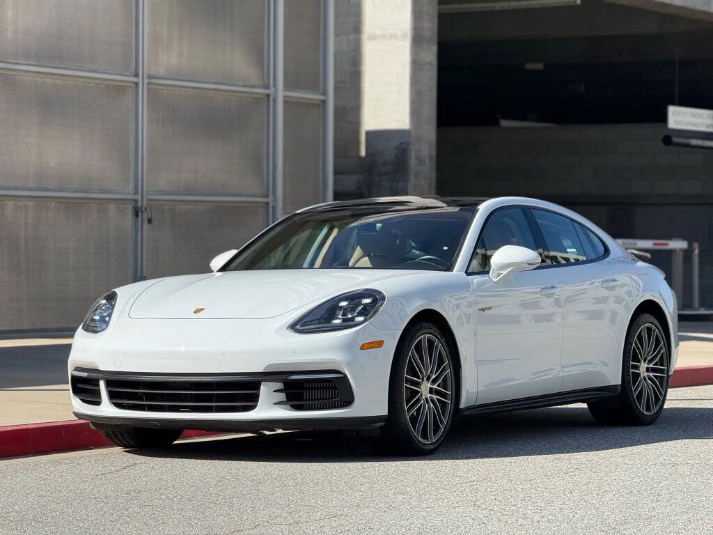 2019 Porsche Panamera 4 AWD