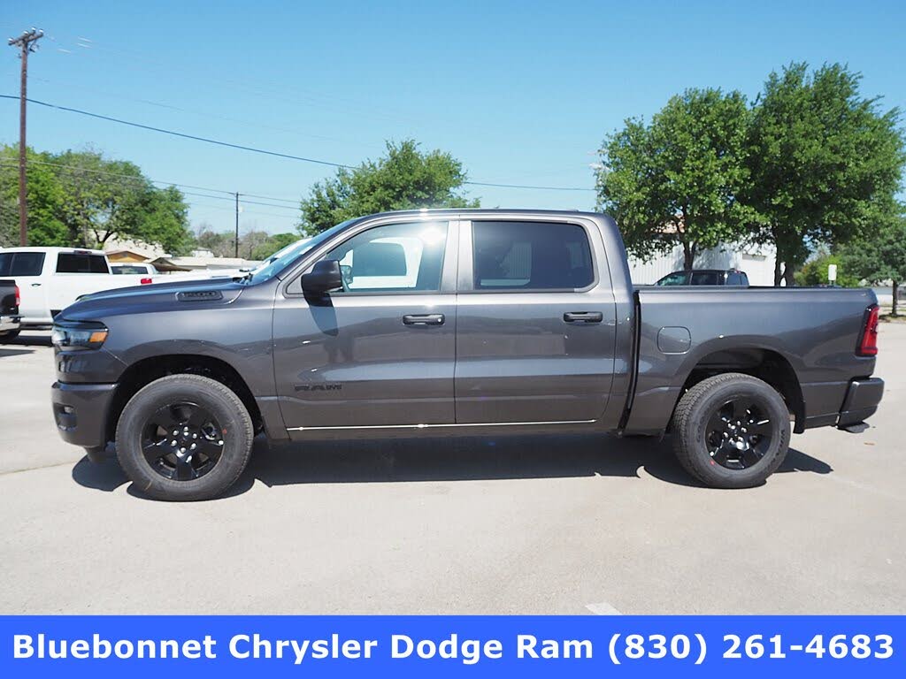 2025 RAM 1500 Tradesman Crew Cab 4WD