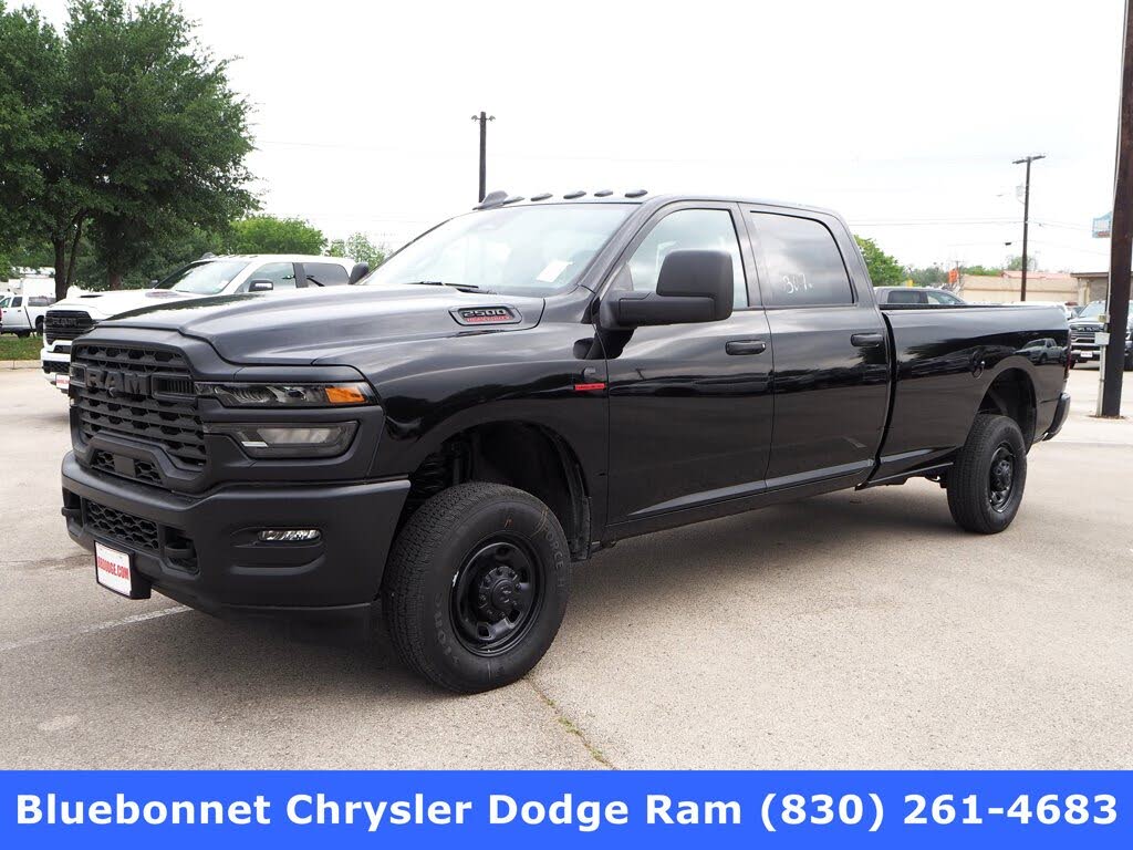 2025 RAM 2500 Tradesman Crew Cab LB 4WD