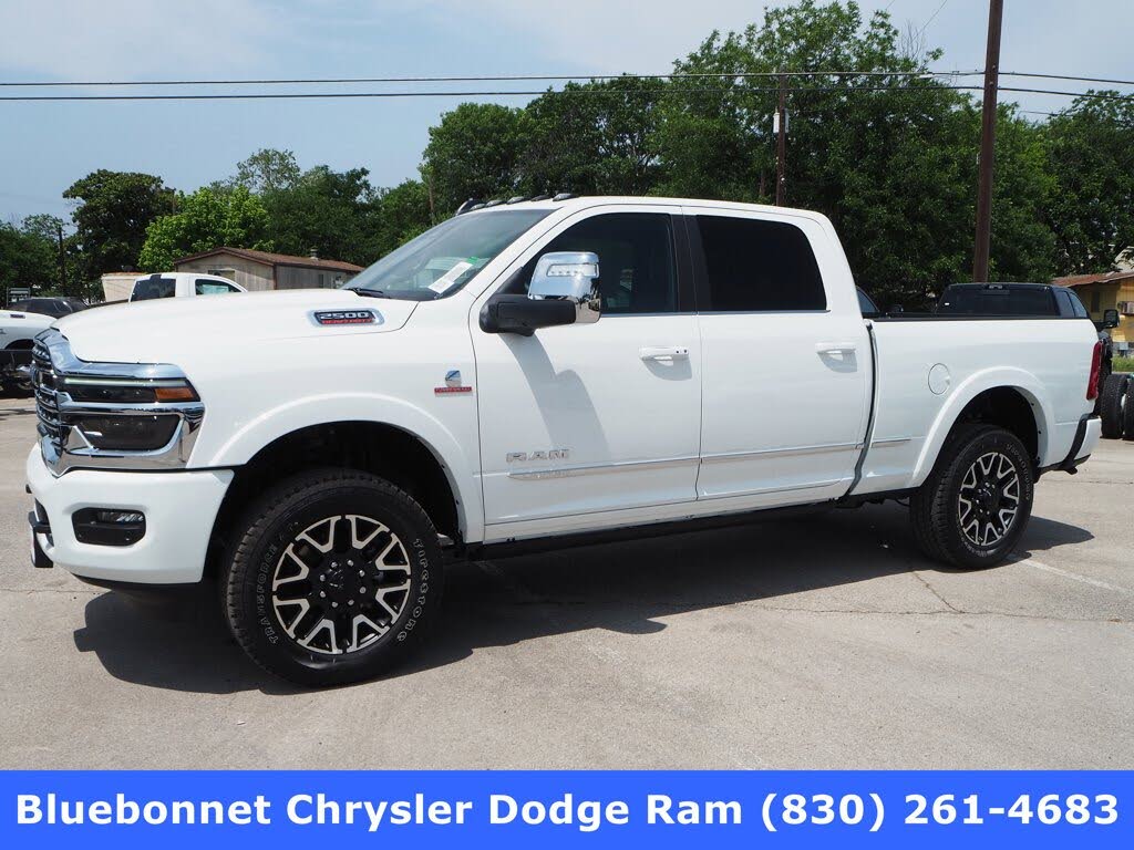 2025 RAM 2500 Limited Crew Cab 4WD