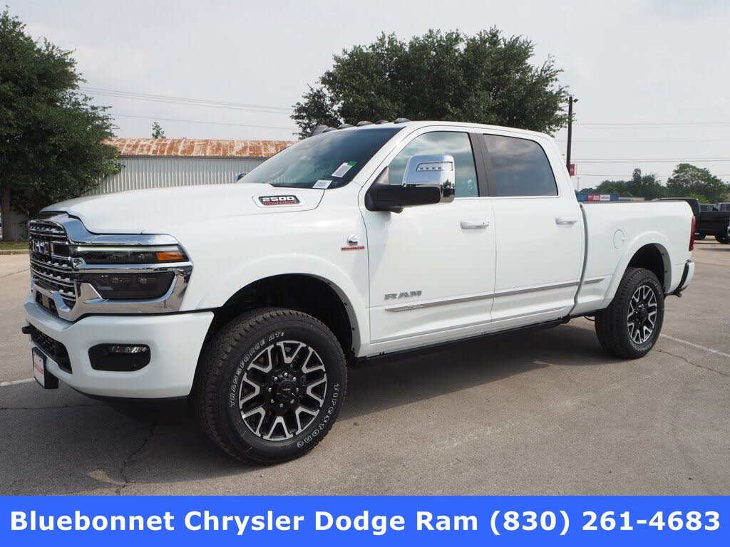 2025 RAM 2500 Limited Crew Cab 4WD