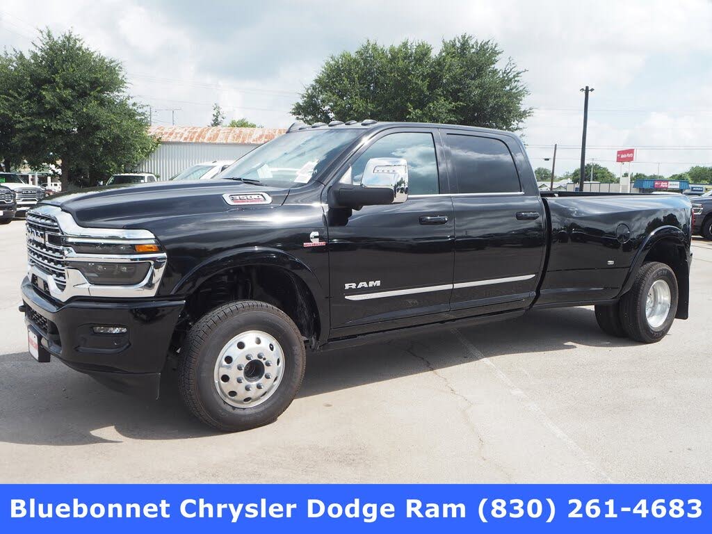 2025 RAM 3500 Limited Crew Cab LB DRW 4WD