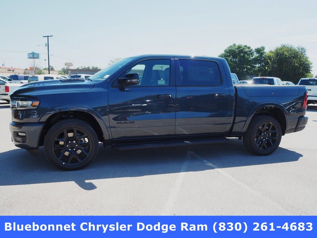 2026 RAM 1500 Laramie Crew Cab 4WD