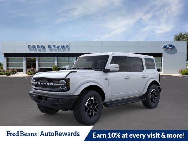 2025 Ford Bronco Outer Banks 4-Door 4WD