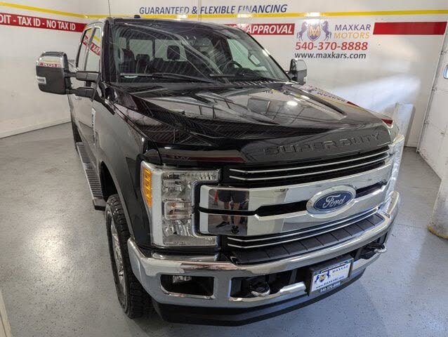 2017 Ford F-350 Super Duty Lariat Crew Cab LB 4WD