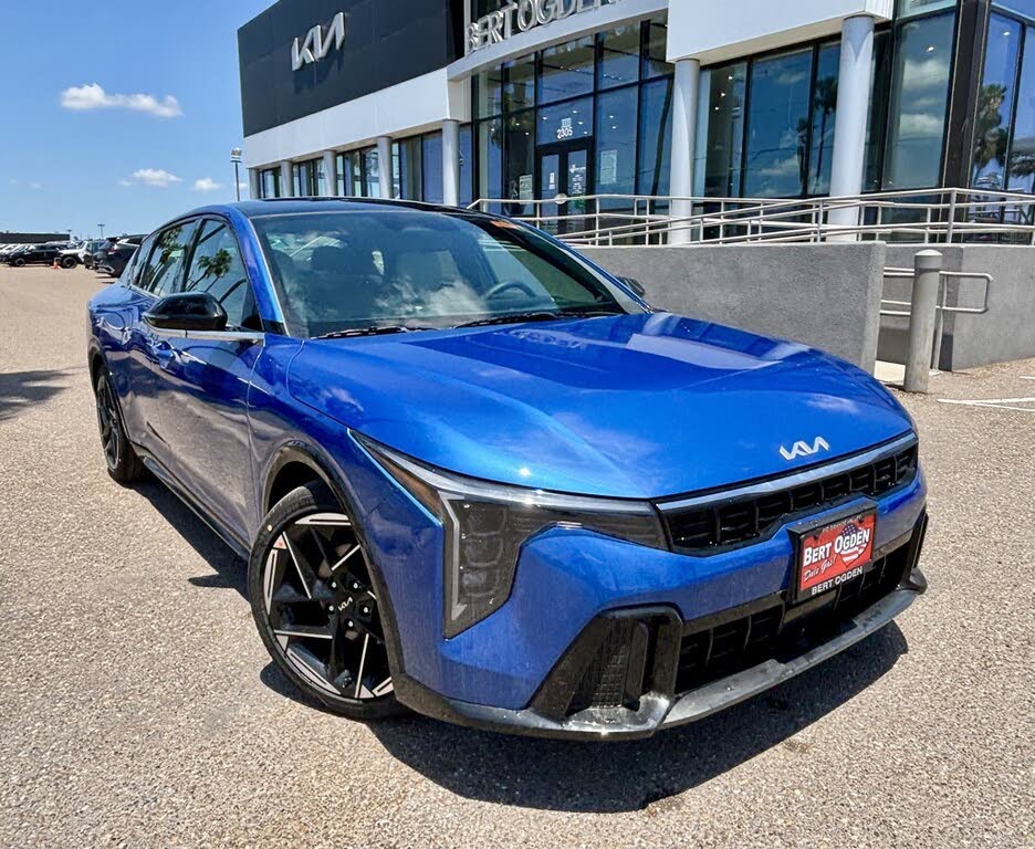 2025 Kia K4 GT-Line FWD