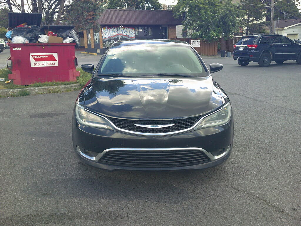 2015 Chrysler 200 Limited
