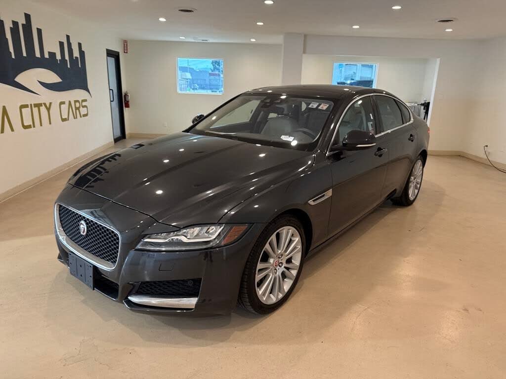 2020 Jaguar XF 25t Prestige AWD