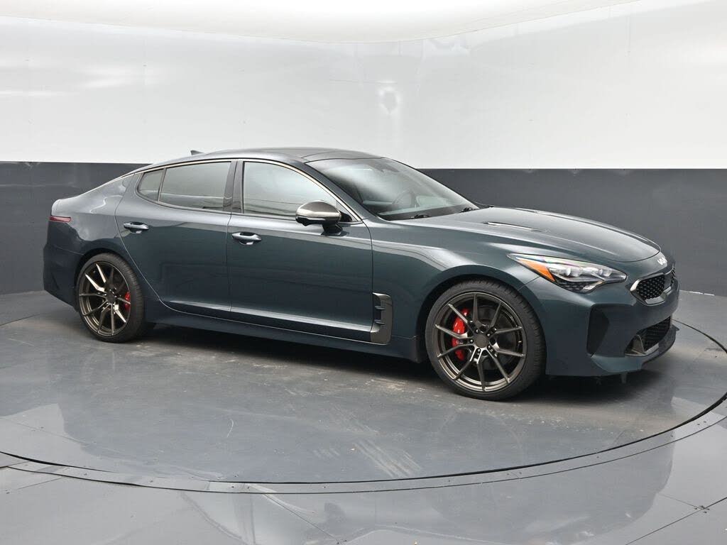 2022 Kia Stinger GT2 RWD