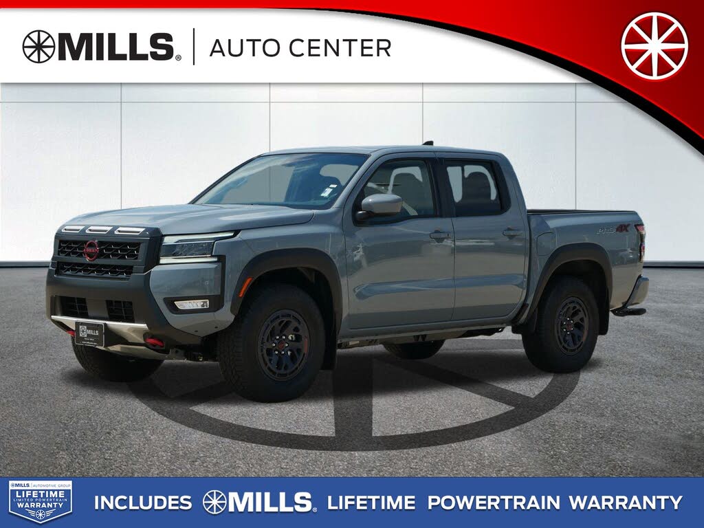 2025 Nissan Frontier PRO-4X Crew Cab 4WD