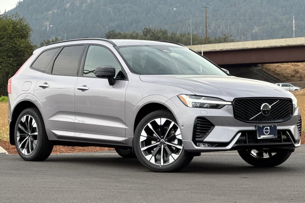 2026 Volvo XC60 B5 Plus AWD