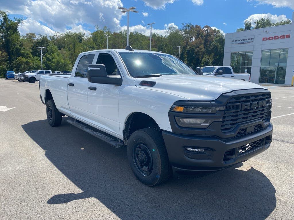 2026 RAM 2500 Tradesman Crew Cab LB 4WD