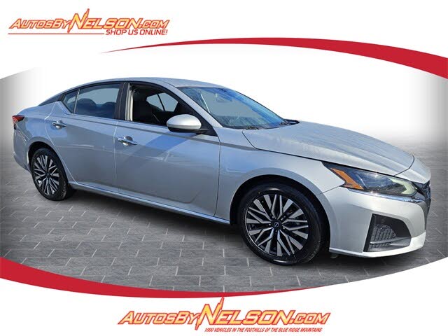 2023 Nissan Altima 2.5 SV FWD