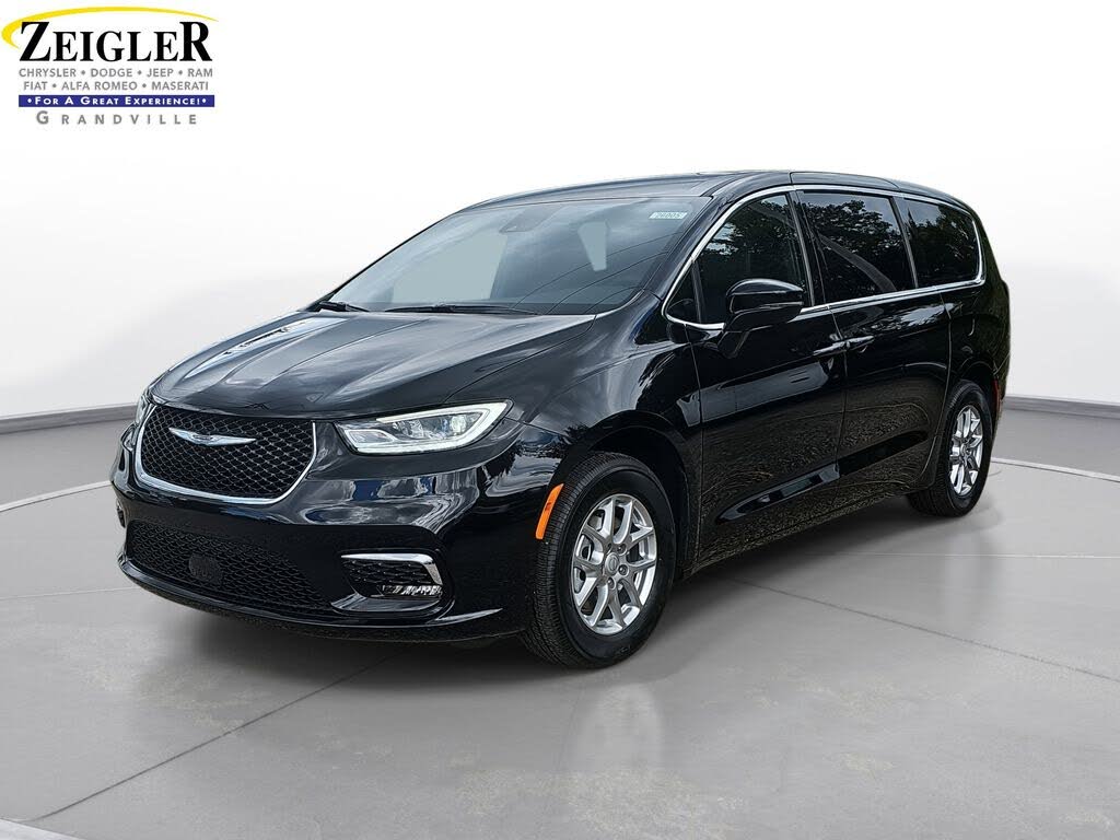 2026 Chrysler Pacifica Select FWD