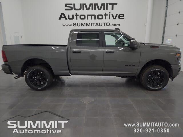 2026 RAM 3500 Big Horn Crew Cab 4WD