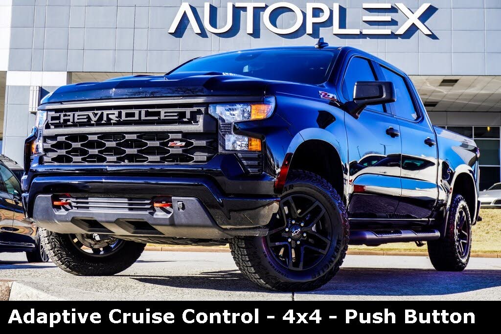 2024 Chevrolet Silverado 1500 Custom Trail Boss Crew Cab 4WD