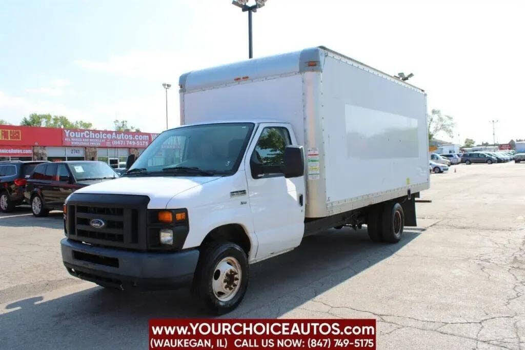 2013 Ford E-Series Chassis E-350 Super Duty 176 DRW Cutaway RWD