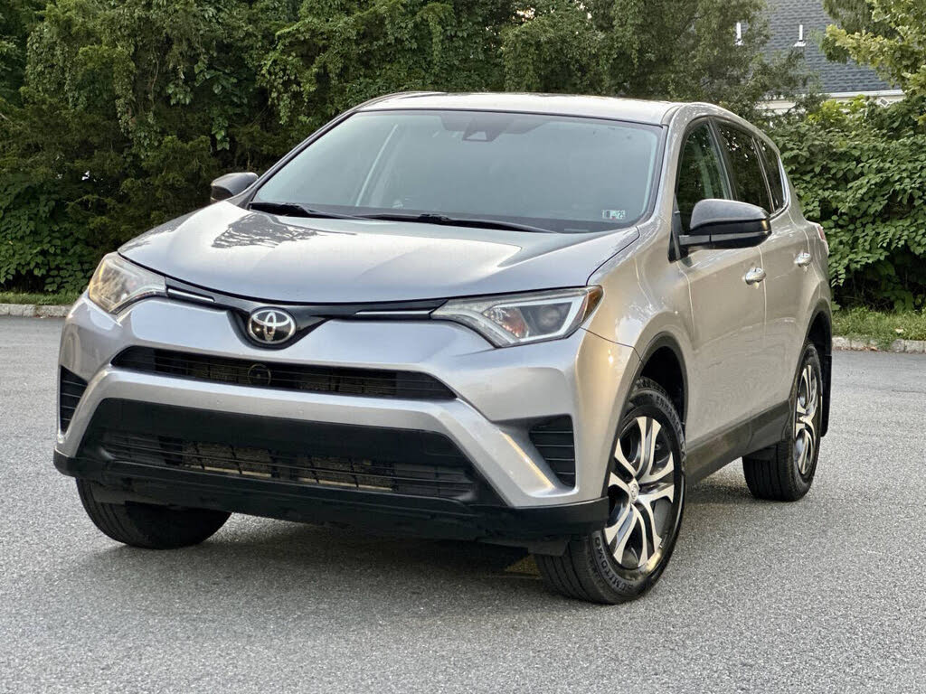 2017 Toyota RAV4 LE AWD