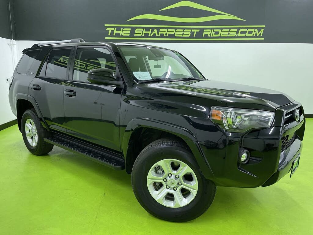2024 Toyota 4Runner SR5 4WD
