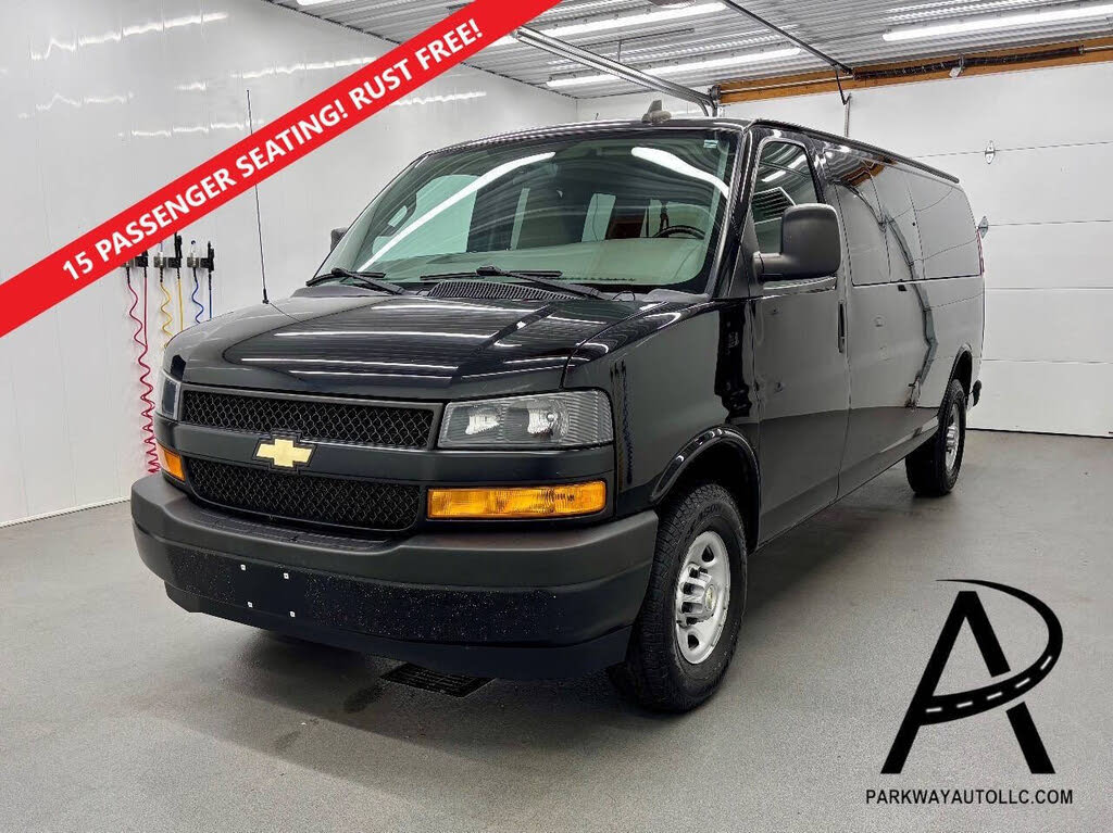 2022 Chevrolet Express 3500 LS Extended RWD