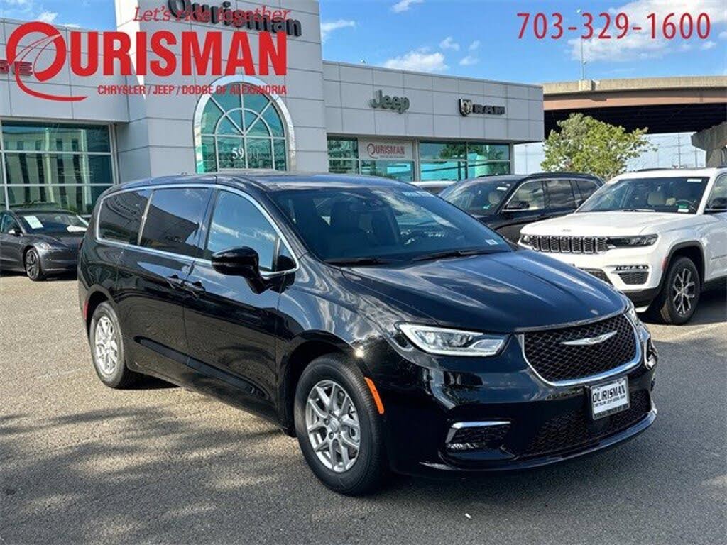 2026 Chrysler Pacifica Select FWD