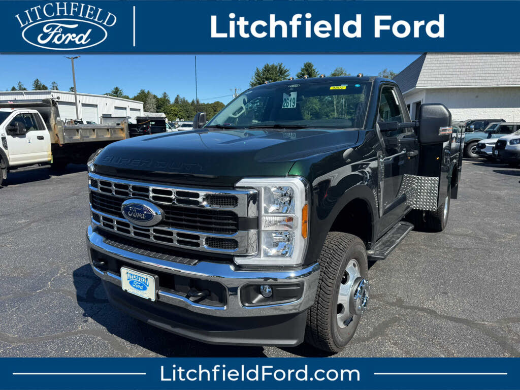 2025 Ford F-350 Super Duty Chassis XL Regular Cab DRW 4WD