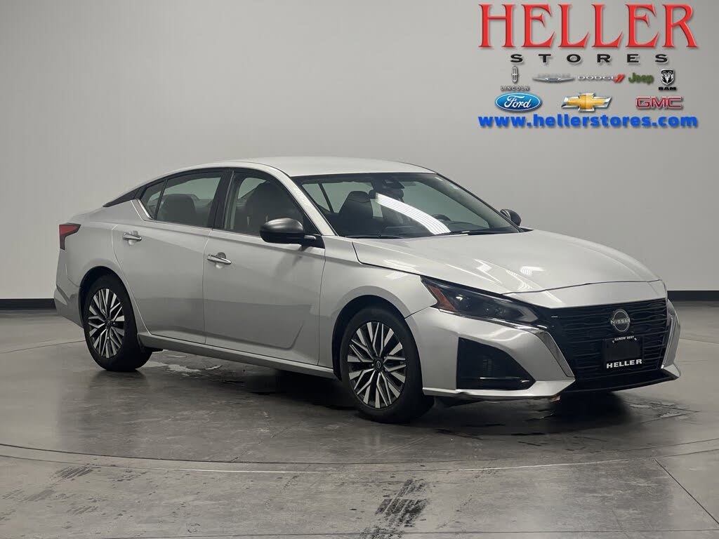 2024 Nissan Altima 2.5 SV FWD