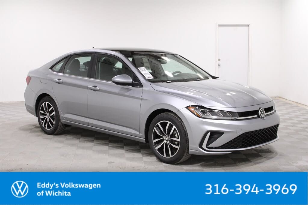 2025 Volkswagen Jetta SE FWD