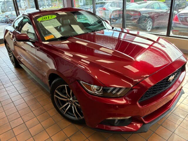 2017 Ford Mustang EcoBoost Premium Coupe RWD