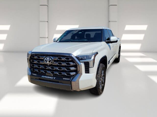 2022 Toyota Tundra Platinum CrewMax Cab LB 4WD