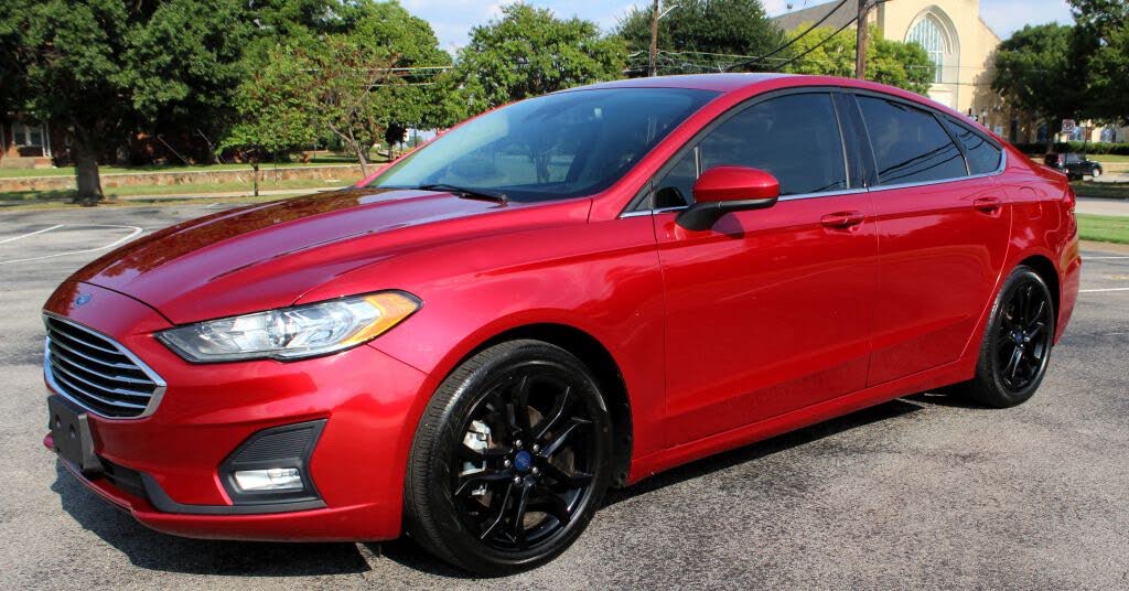 2020 Ford Fusion SE FWD