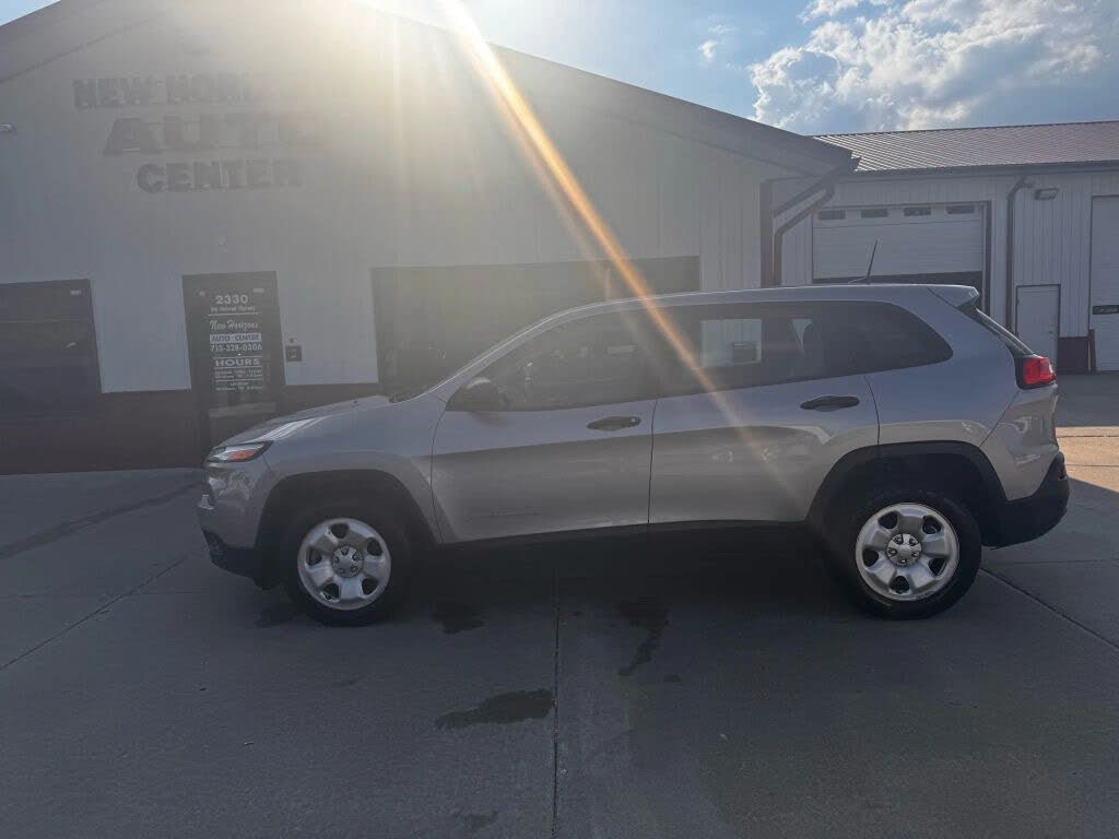 2017 Jeep Cherokee Sport FWD