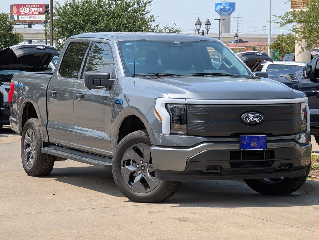 2024 Ford F-150 Lightning XLT SuperCrew AWD