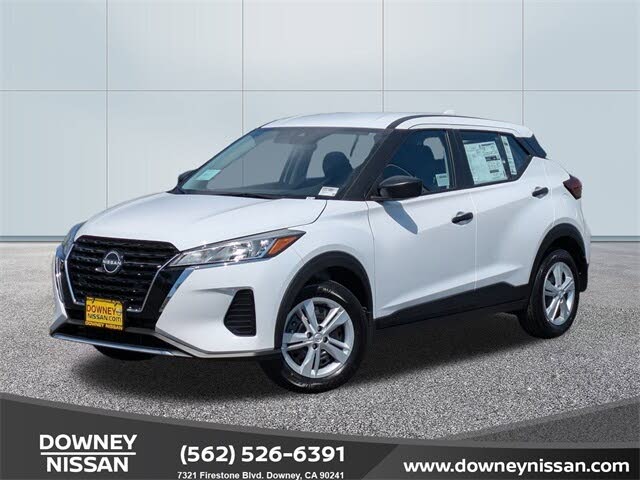 2025 Nissan Kicks Play S FWD