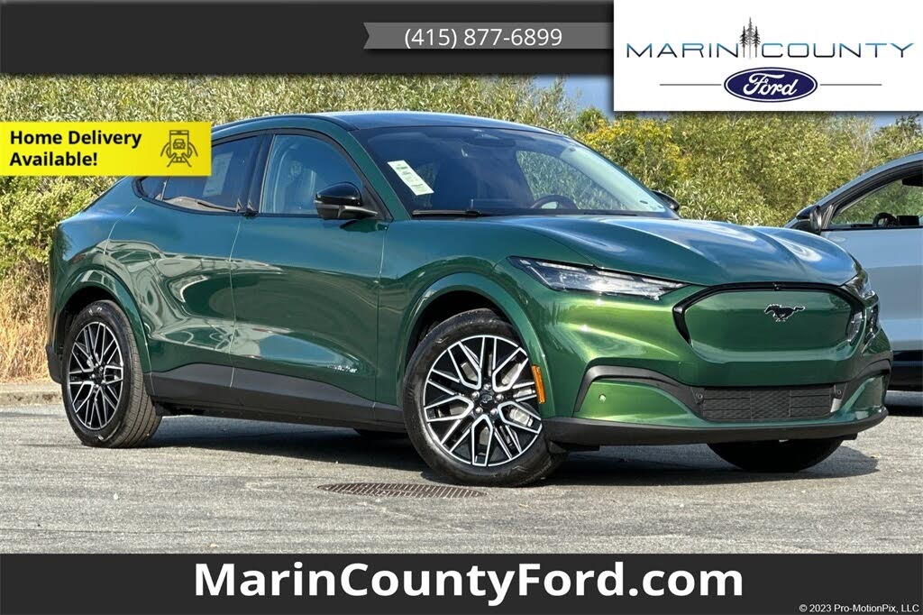 2025 Ford Mustang Mach-E Premium RWD