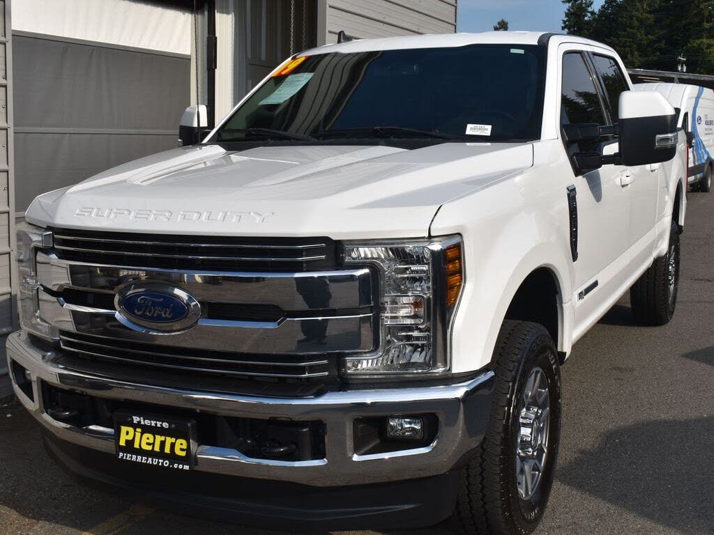 2019 Ford F-250 Super Duty Lariat Crew Cab 4WD