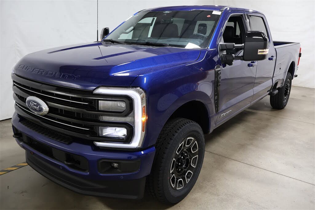 2026 Ford F-350 Super Duty Platinum Crew Cab 4WD