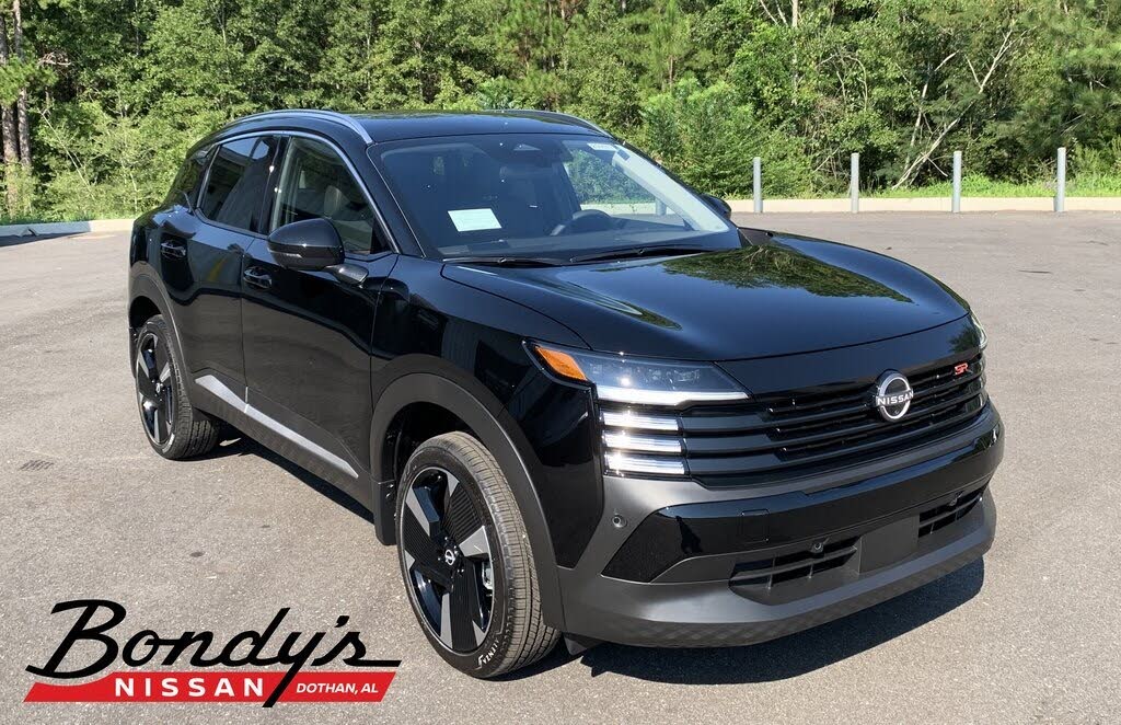 2025 Nissan Kicks SR FWD