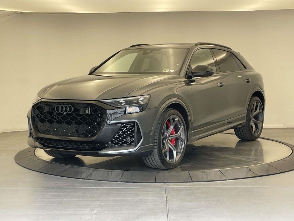 2025 Audi RS Q8 4.0T quattro Performance