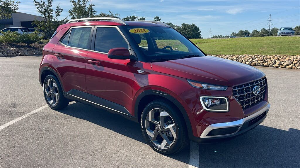 2025 Hyundai Venue Limited FWD