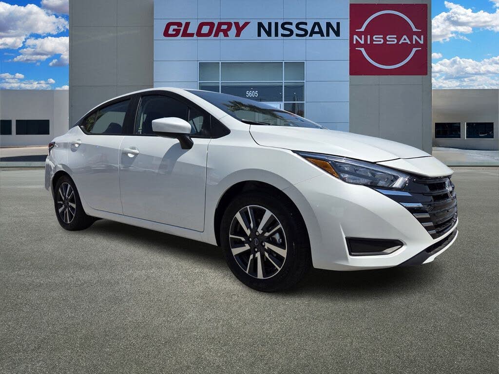 2025 Nissan Versa SV FWD