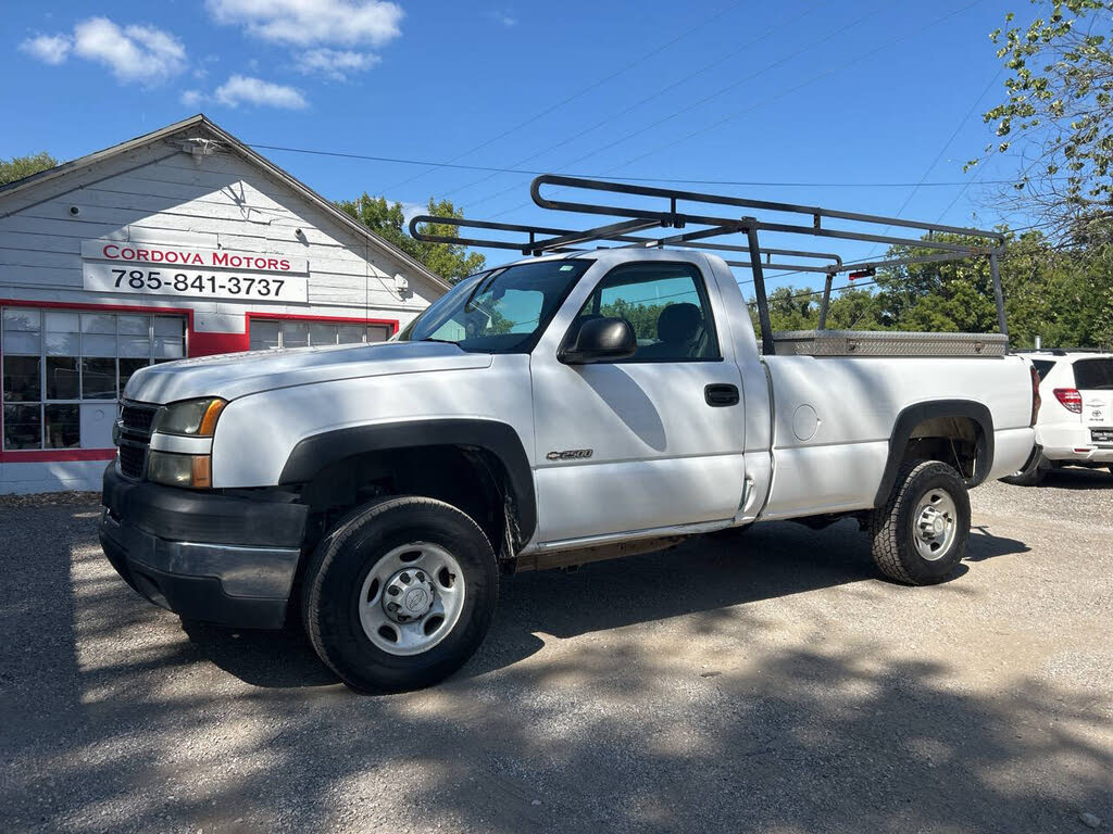 2006 Chevrolet Silverado 2500HD Work Truck Regular Cab LB RWD