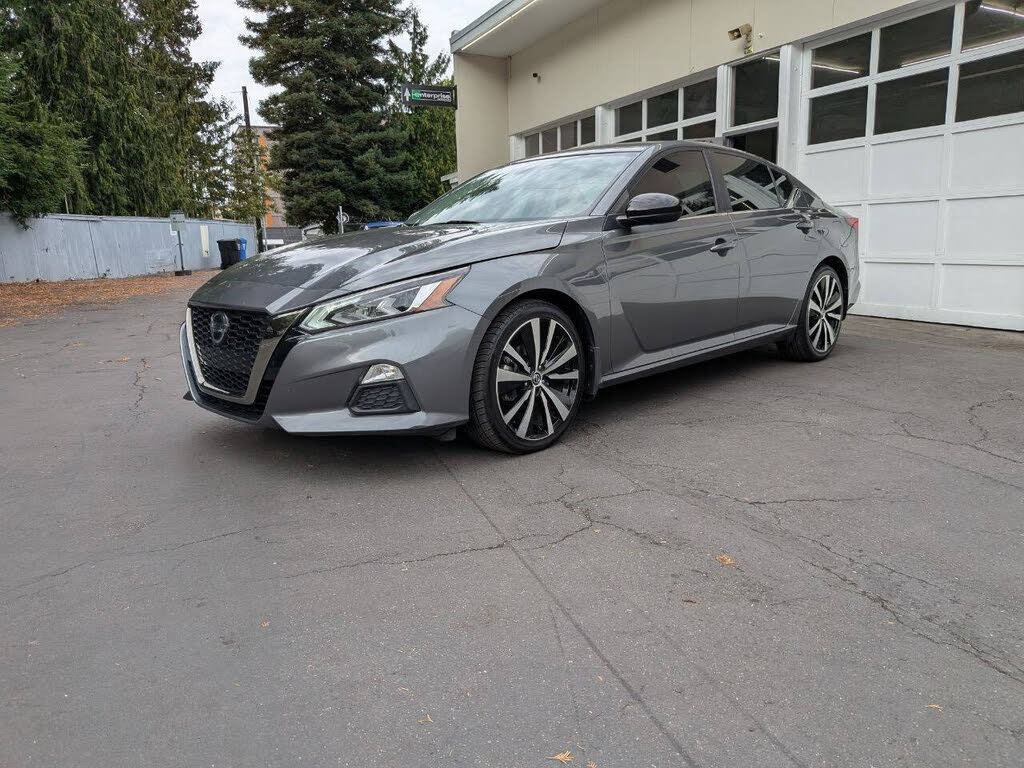 2020 Nissan Altima 2.5 SR FWD