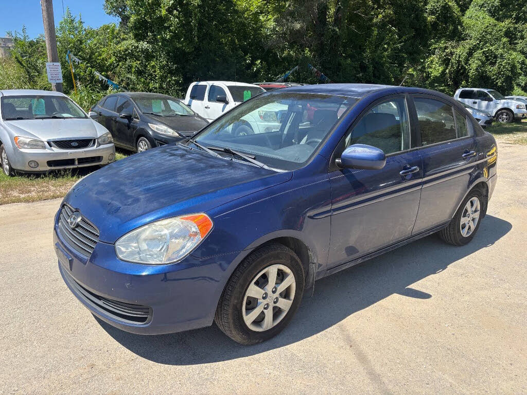 2010 Hyundai Accent GLS Sedan FWD