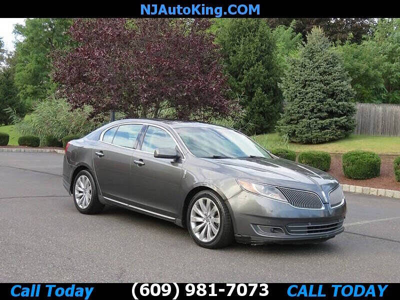 2016 Lincoln MKS Sedan