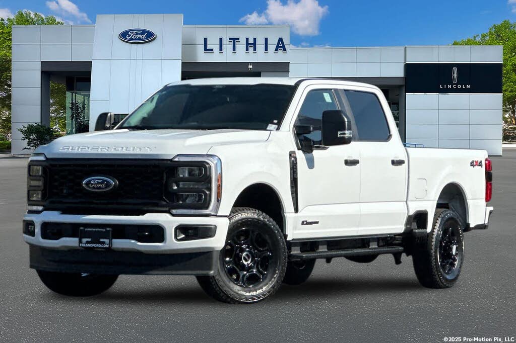 2026 Ford F-250 Super Duty XL Crew Cab 4WD
