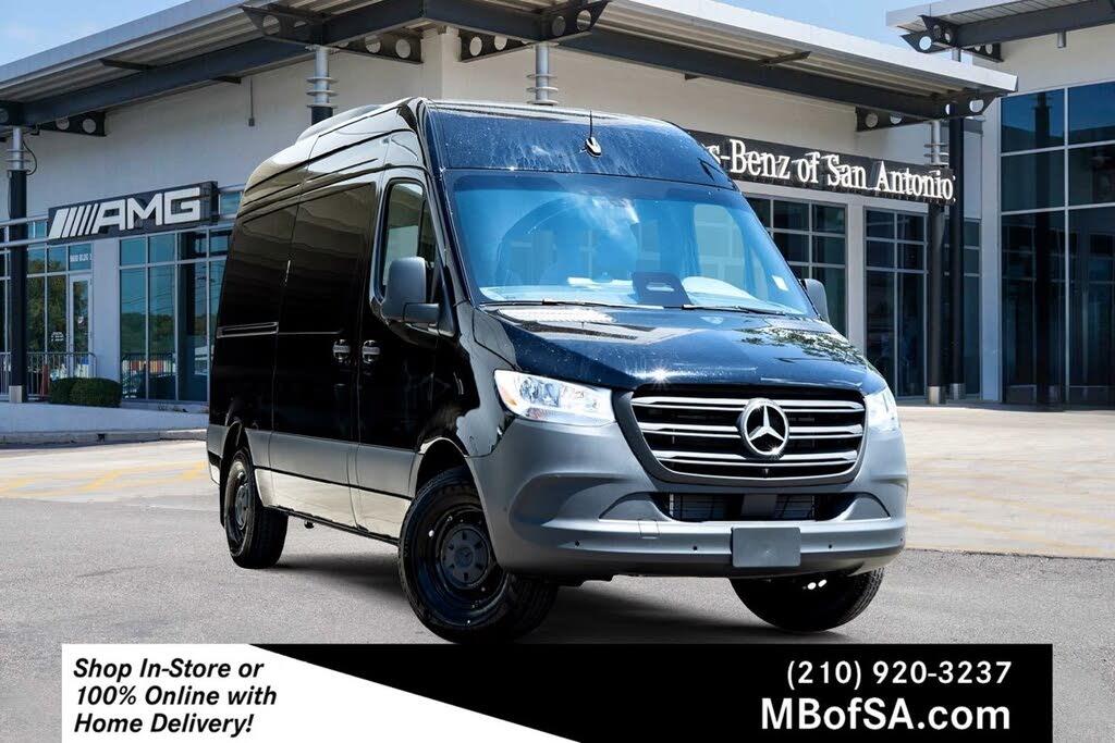 2025 Mercedes-Benz Sprinter 2500 144 Passenger Van RWD